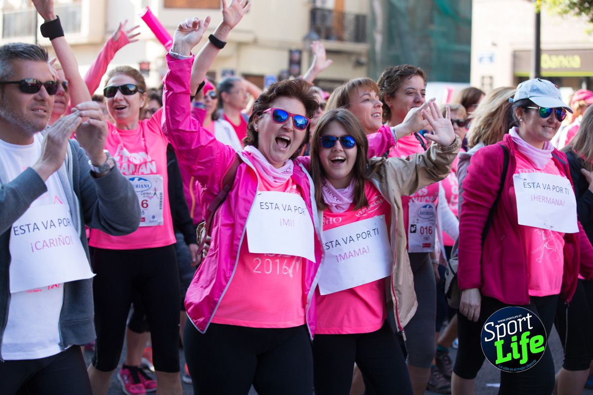 La salida de la Carrera de la Mujer de Valencia en imágenes