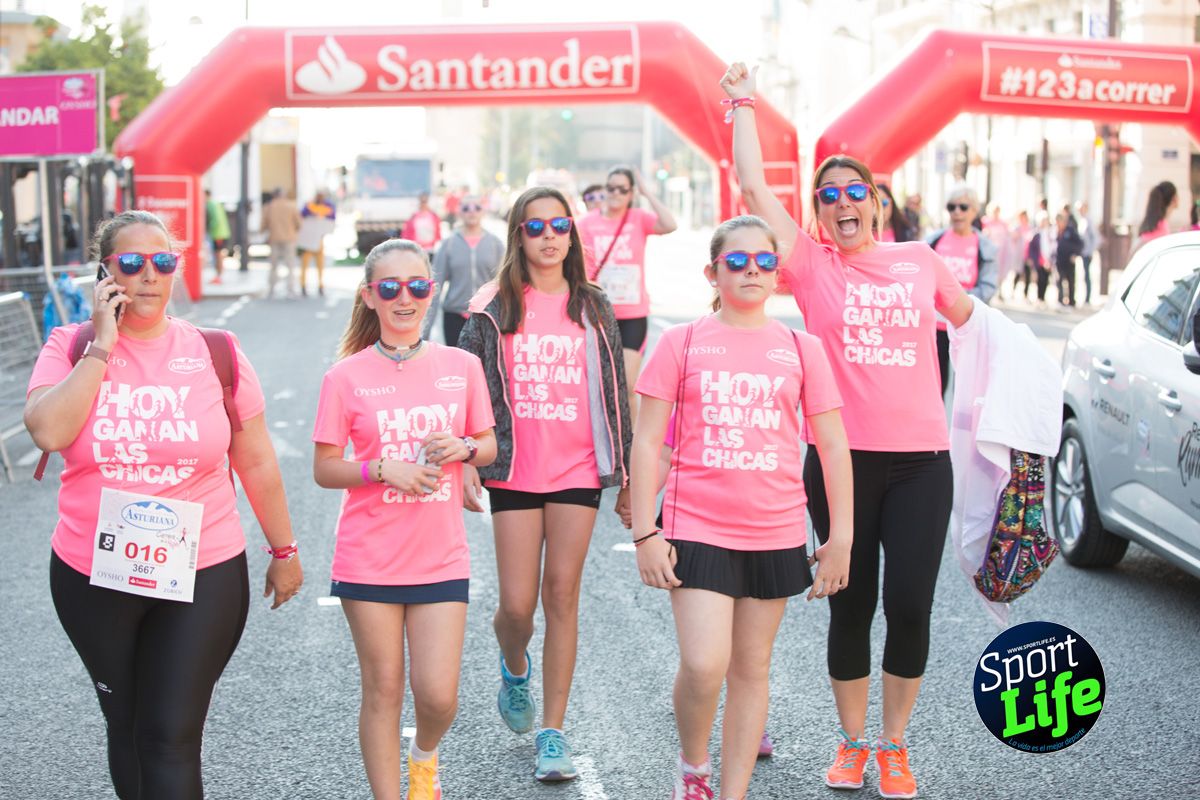 La salida de la Carrera de la Mujer de Valencia en imágenes
