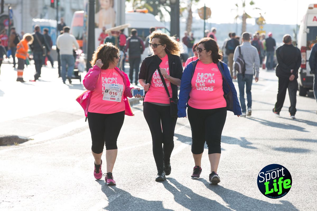 La salida de la Carrera de la Mujer de Valencia en imágenes