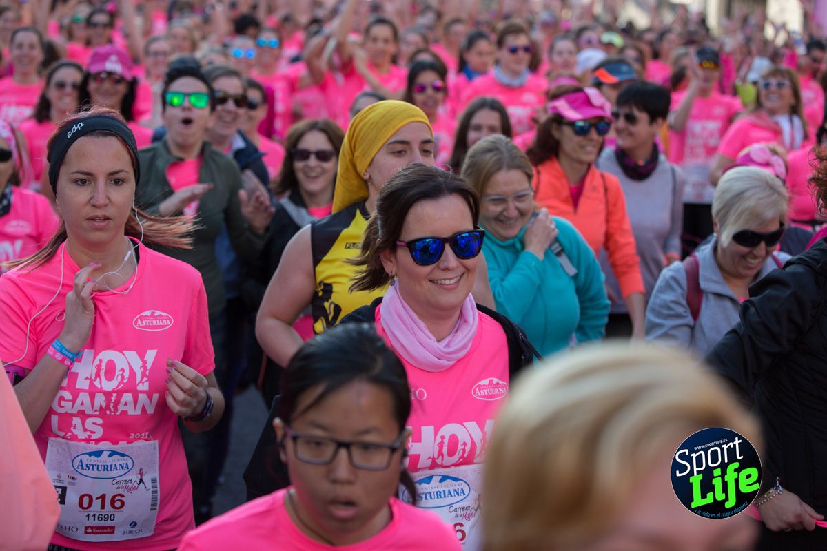 La salida de la Carrera de la Mujer de Valencia en imágenes