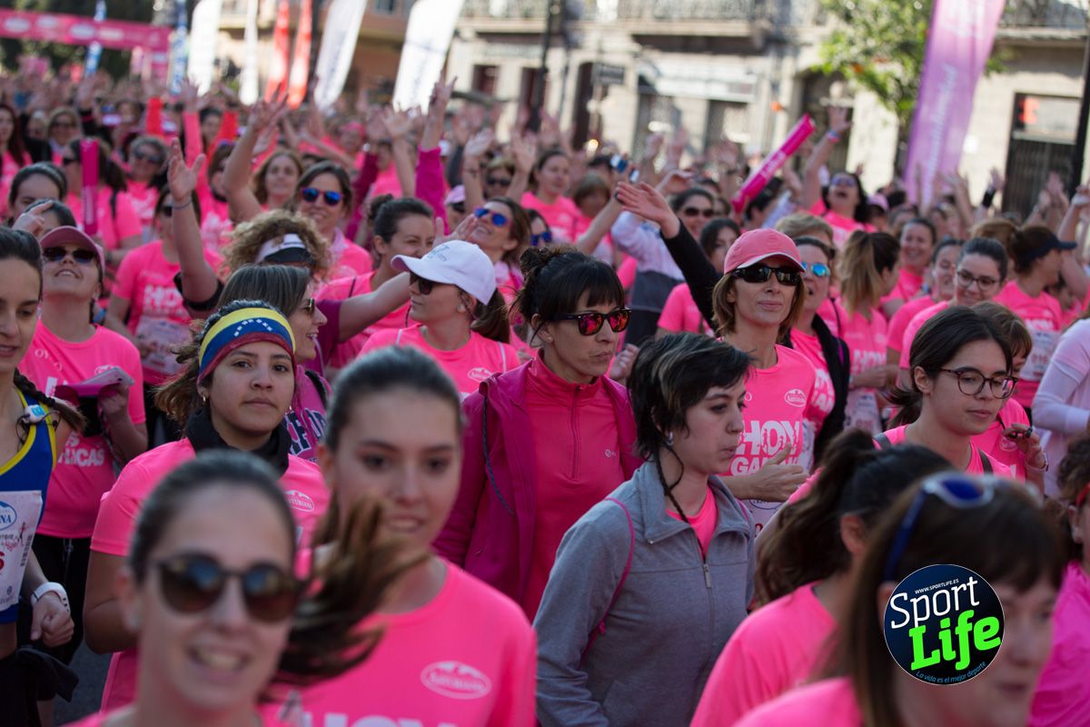La salida de la Carrera de la Mujer de Valencia en imágenes