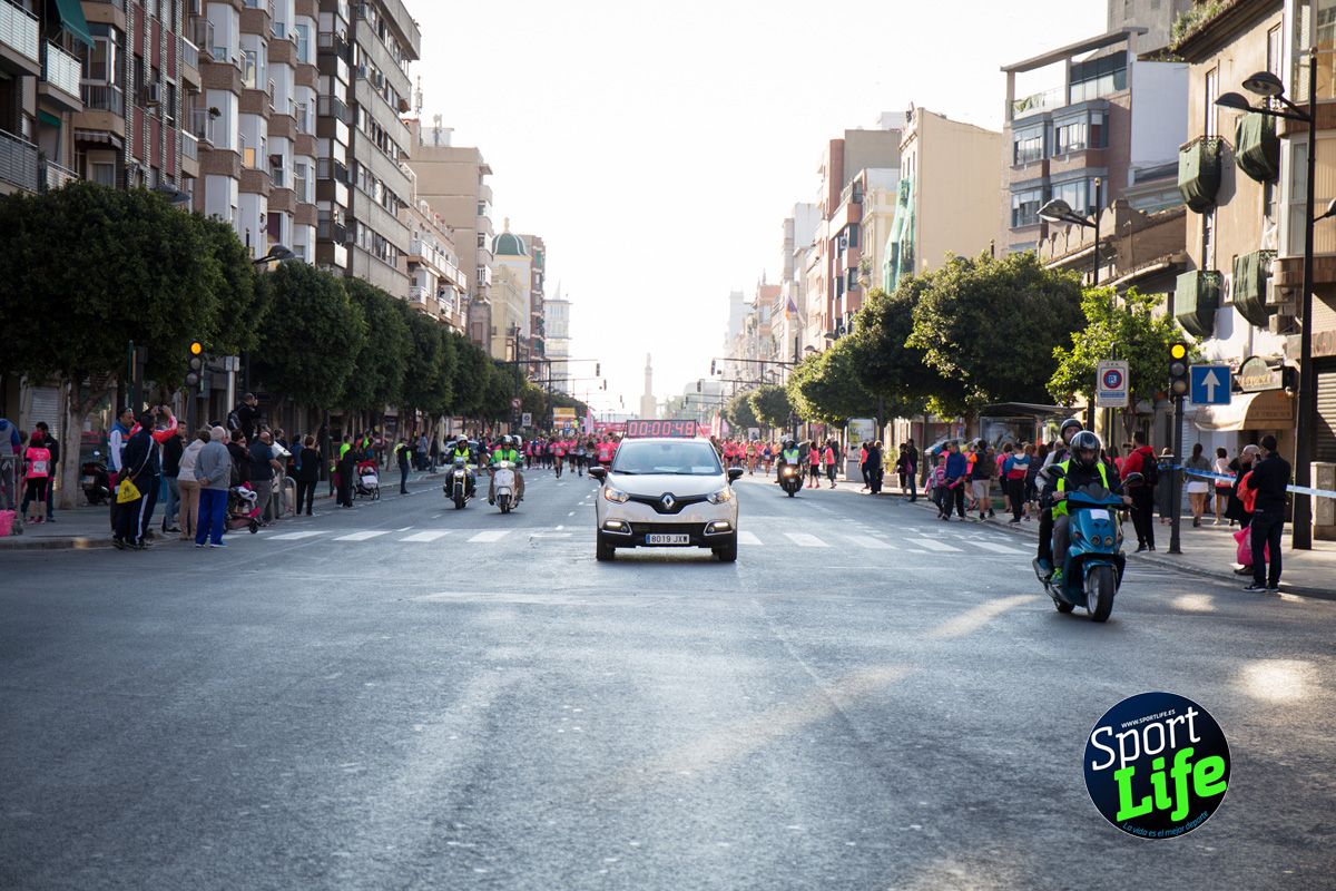 Los primeros momentos de la prueba de la Carrera de la Mujer de Valencia