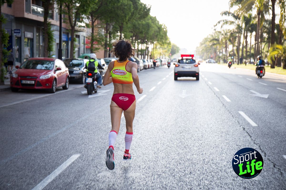 Los primeros momentos de la prueba de la Carrera de la Mujer de Valencia