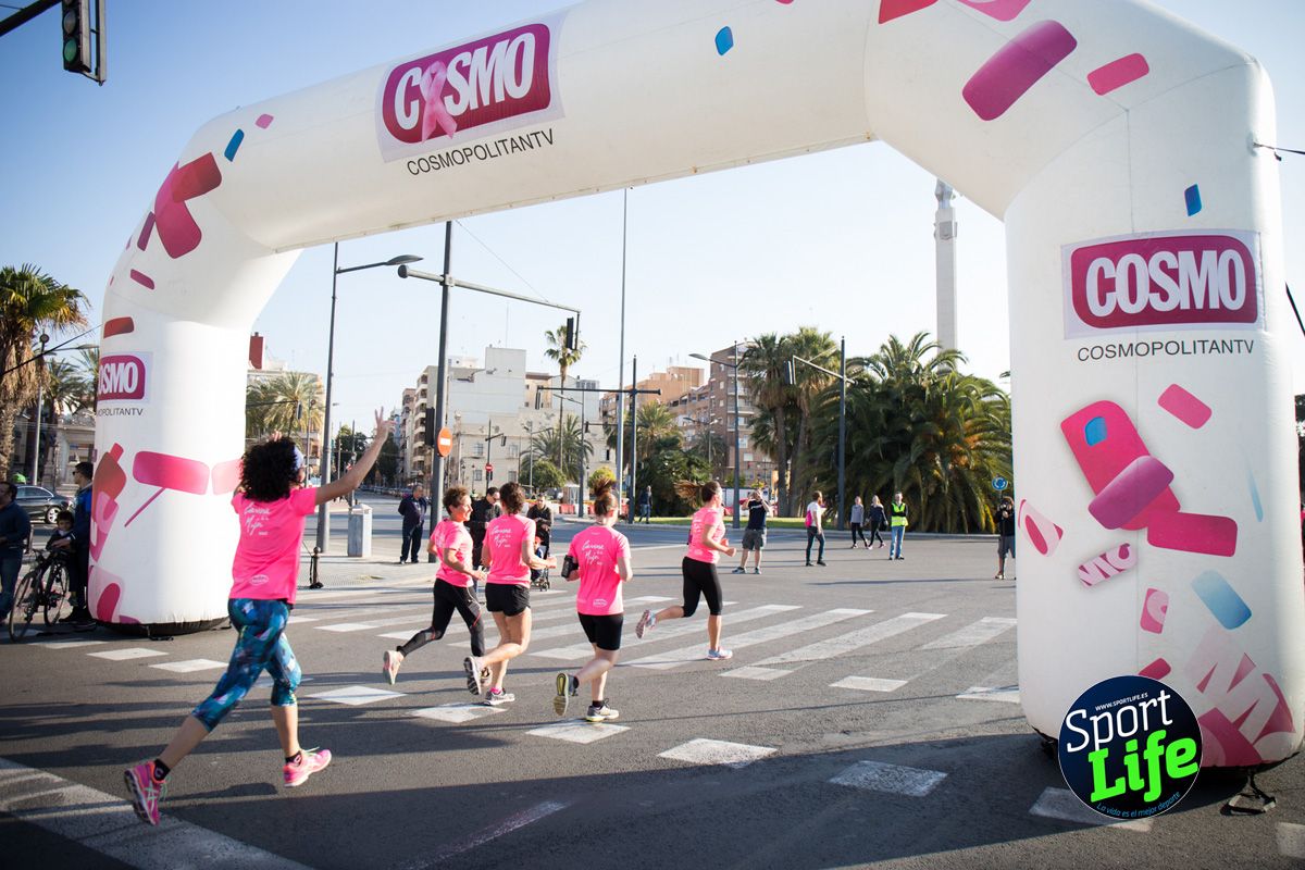 Los primeros momentos de la prueba de la Carrera de la Mujer de Valencia
