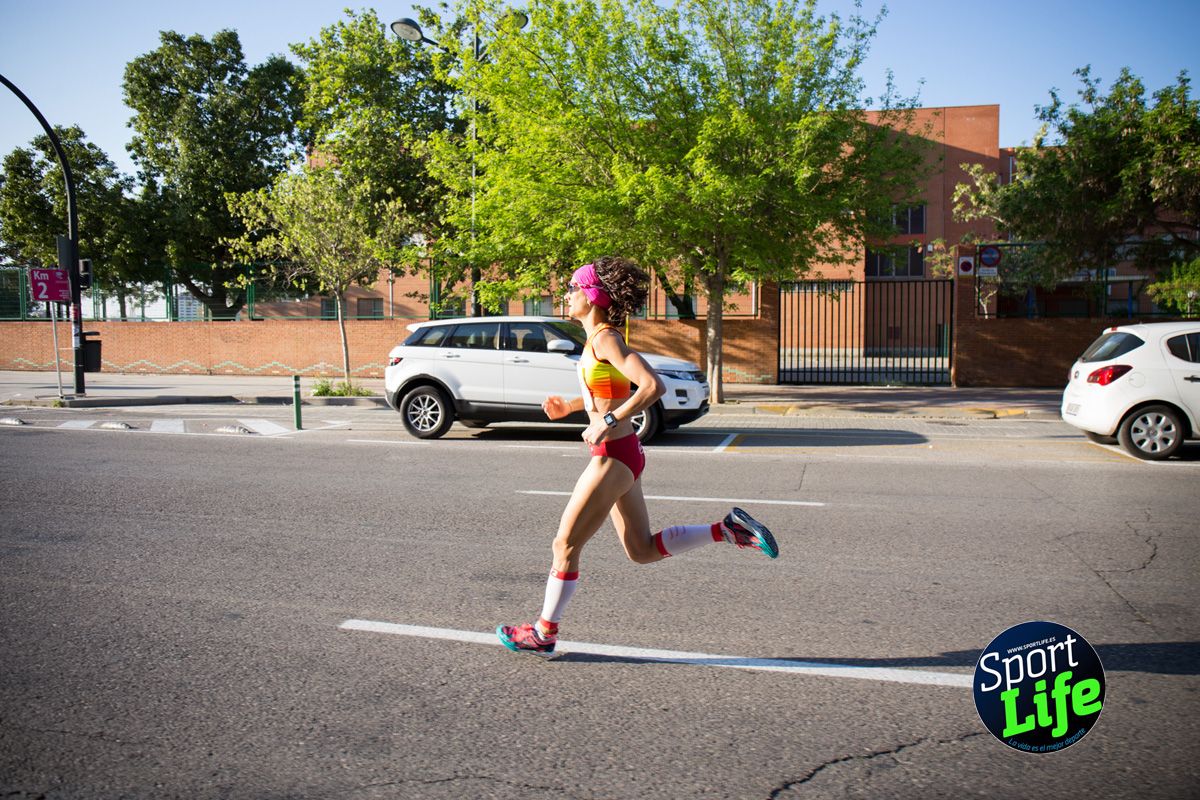 Los primeros momentos de la prueba de la Carrera de la Mujer de Valencia