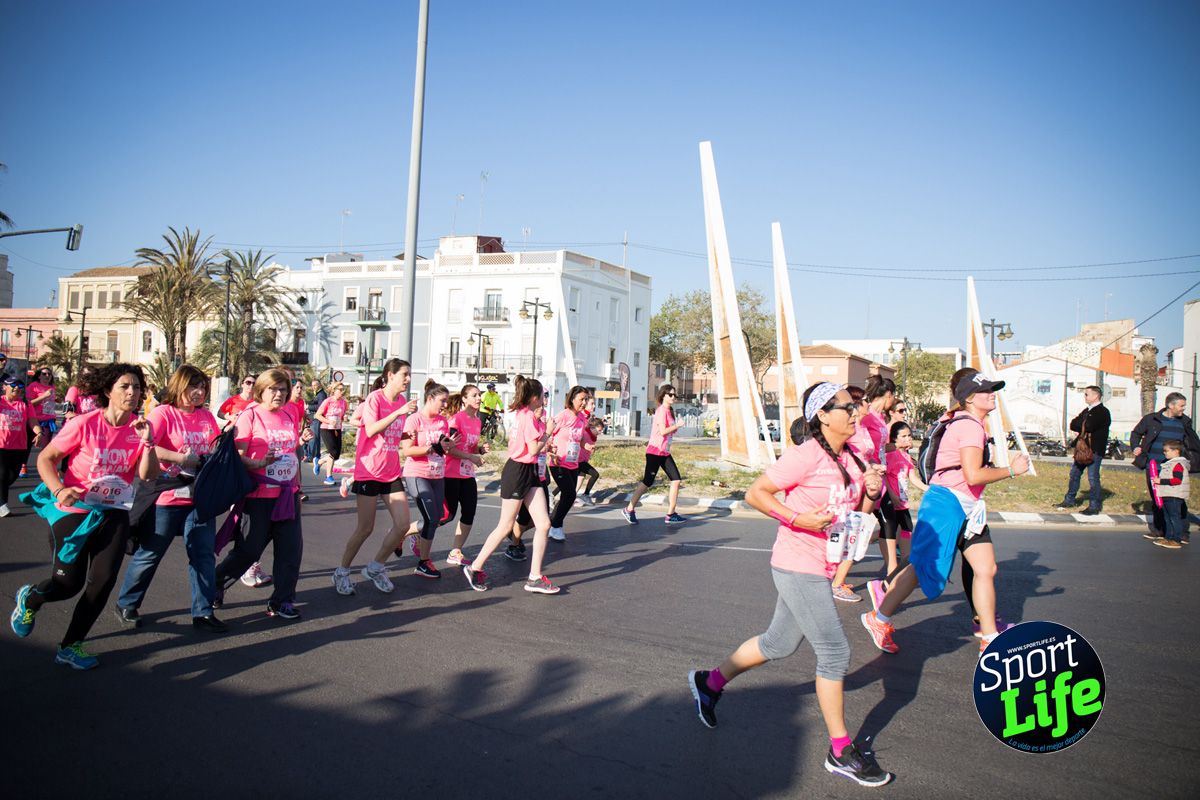 Los primeros momentos de la prueba de la Carrera de la Mujer de Valencia