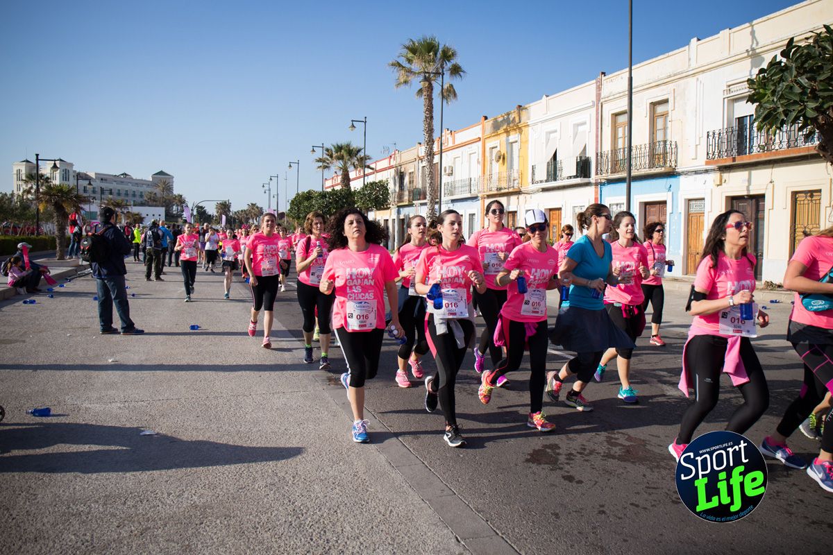 Los primeros momentos de la prueba de la Carrera de la Mujer de Valencia