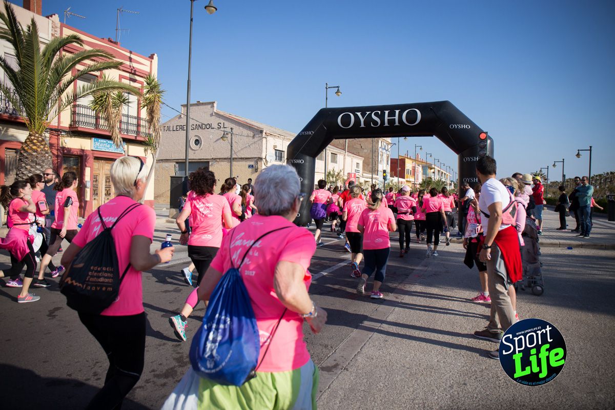 Los primeros momentos de la prueba de la Carrera de la Mujer de Valencia
