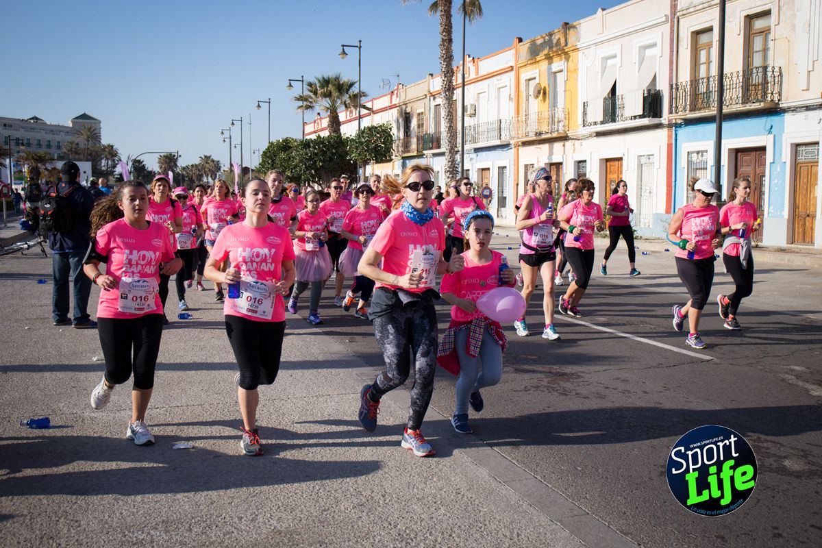 Los primeros momentos de la prueba de la Carrera de la Mujer de Valencia