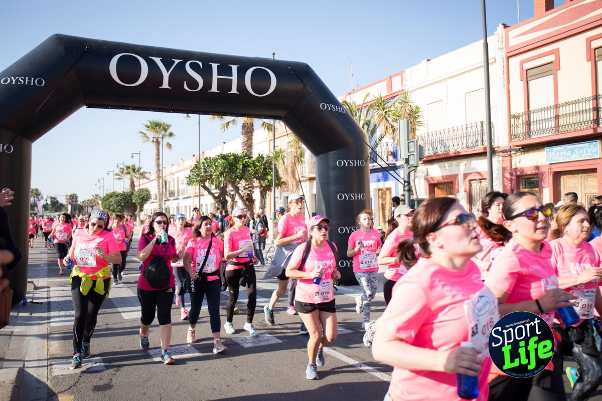 Los primeros momentos de la prueba de la Carrera de la Mujer de Valencia