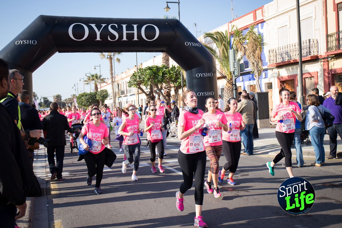 Los primeros momentos de la prueba de la Carrera de la Mujer de Valencia