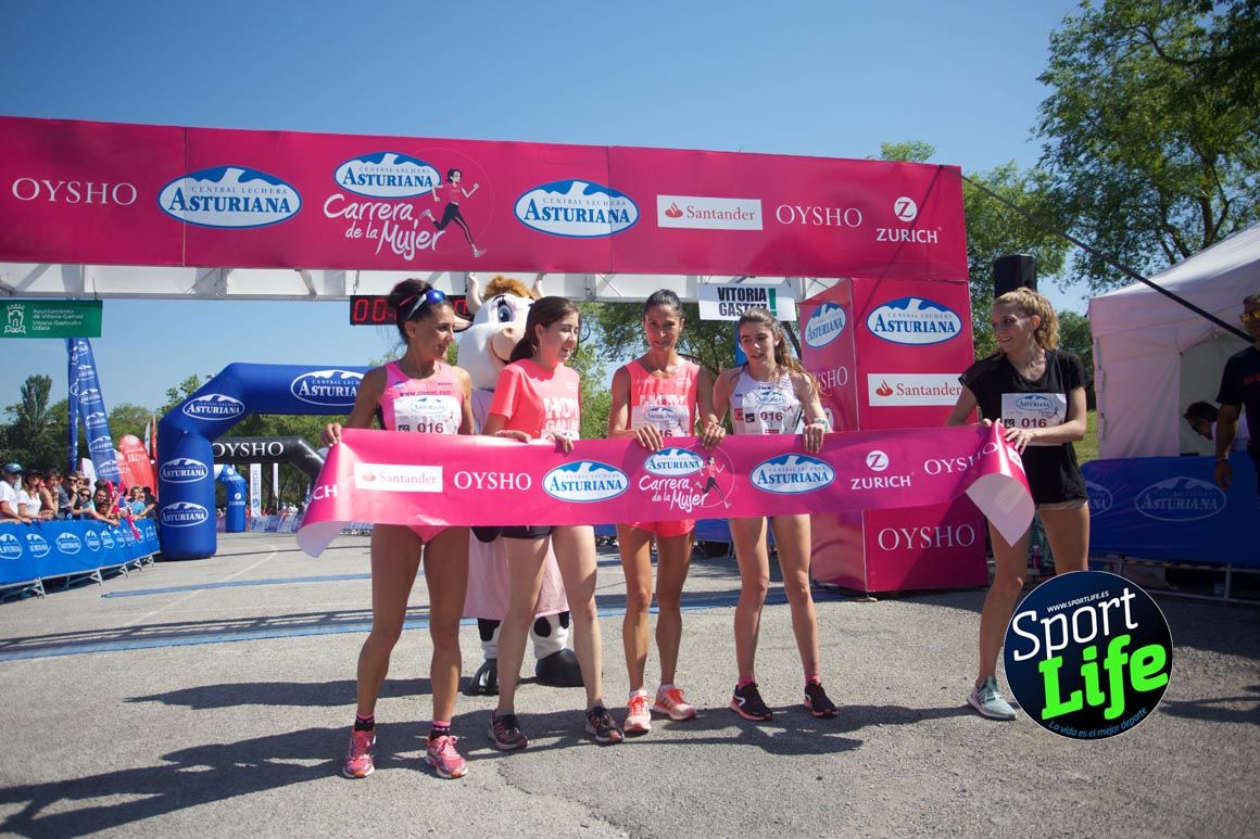 Carrera de la Mujer de Vitoria, primeras llegadas a meta y ambiente de carrera