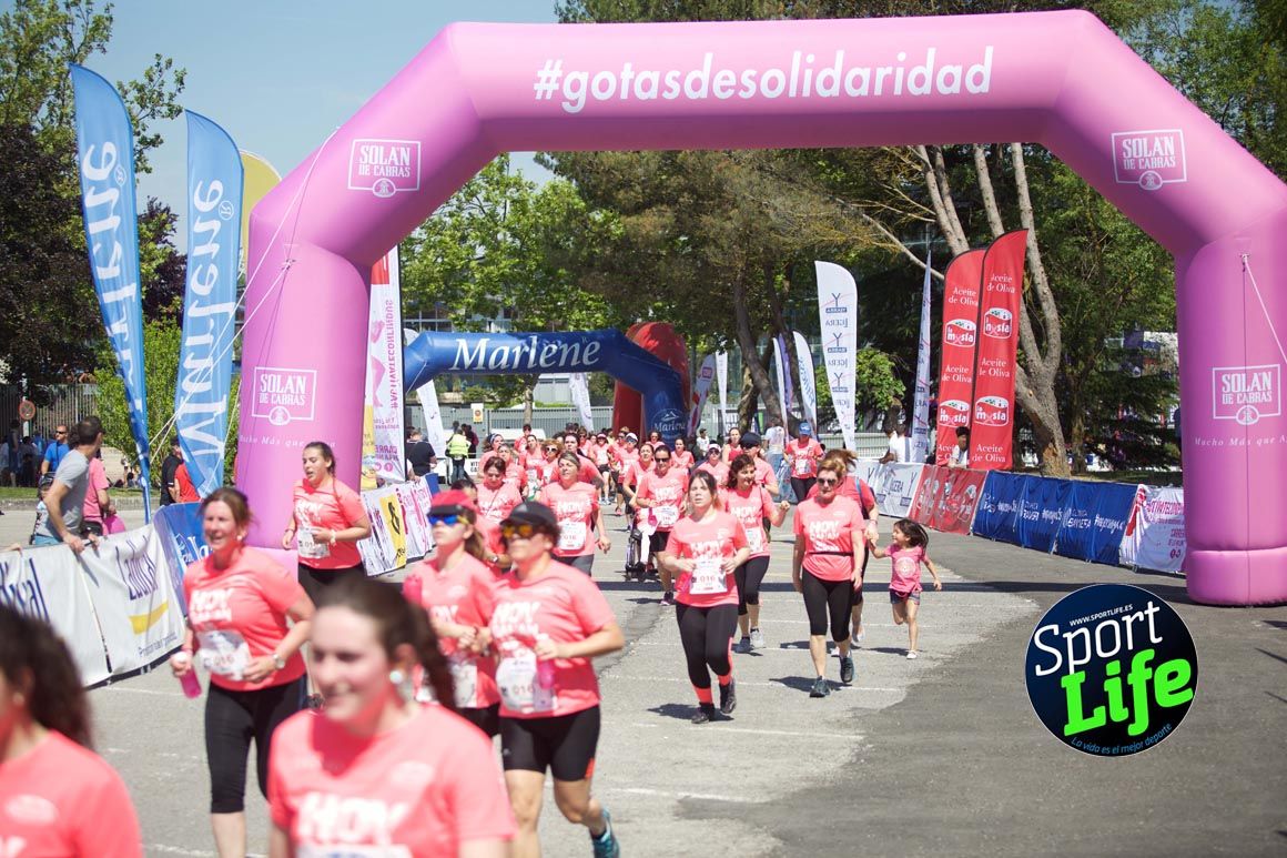Carrera de la Mujer de Vitoria, primeras llegadas a meta y ambiente de carrera