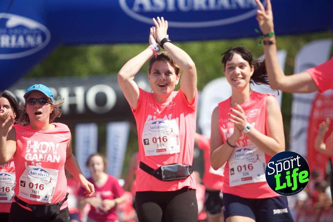 Carrera de la Mujer de Vitoria, primeras llegadas a meta y ambiente de carrera