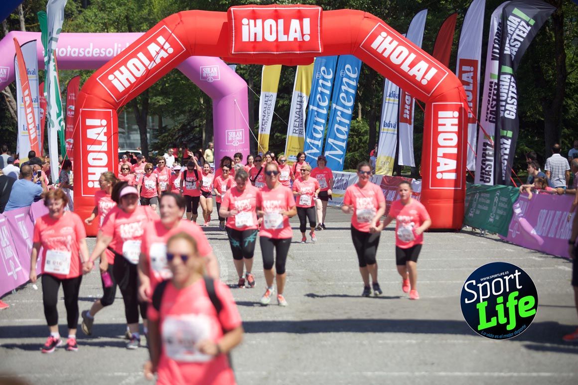 Carrera de la Mujer de Vitoria, primeras llegadas a meta y ambiente de carrera