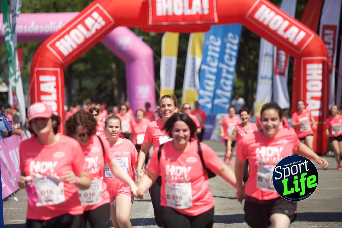 Carrera de la Mujer de Vitoria, primeras llegadas a meta y ambiente de carrera