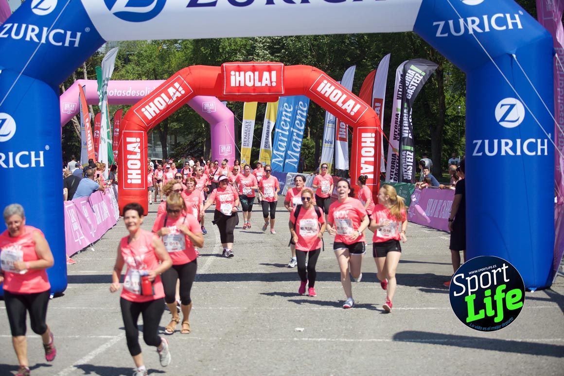 Carrera de la Mujer de Vitoria, primeras llegadas a meta y ambiente de carrera