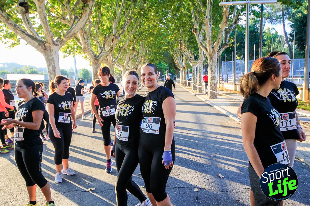 Carrera de obstáculos mujeres 10 galería 1
