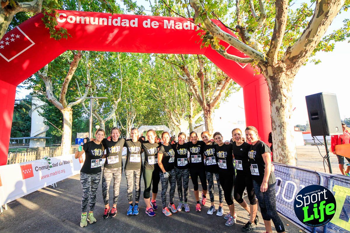 Carrera de obstáculos mujeres 10 galería 1