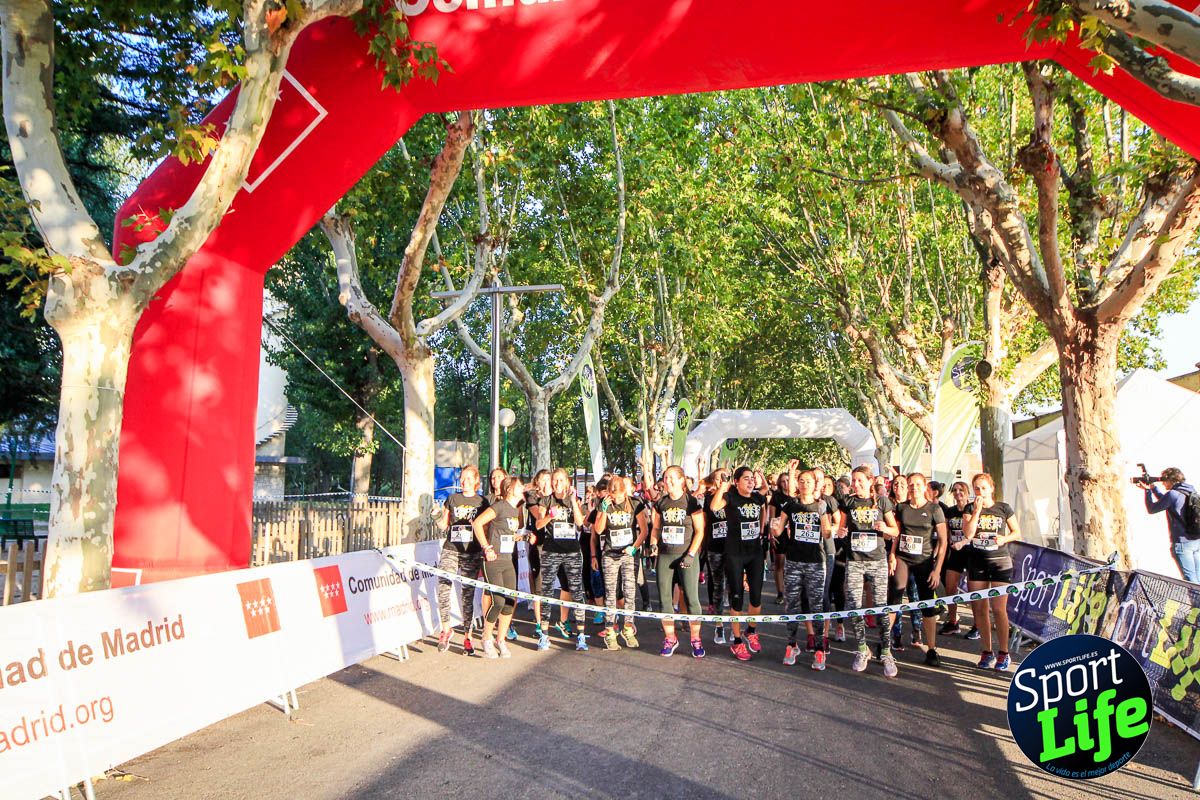 Carrera de obstáculos mujeres 10 galería 1