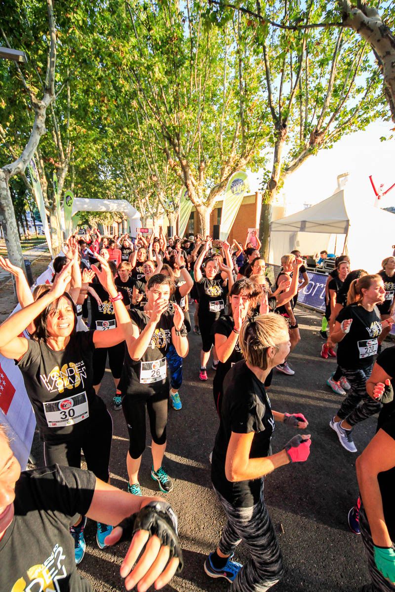 Carrera de obstáculos mujeres 10 galería 1