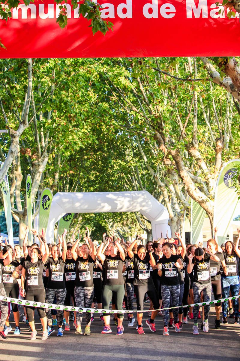 Carrera de obstáculos mujeres 10 galería 1