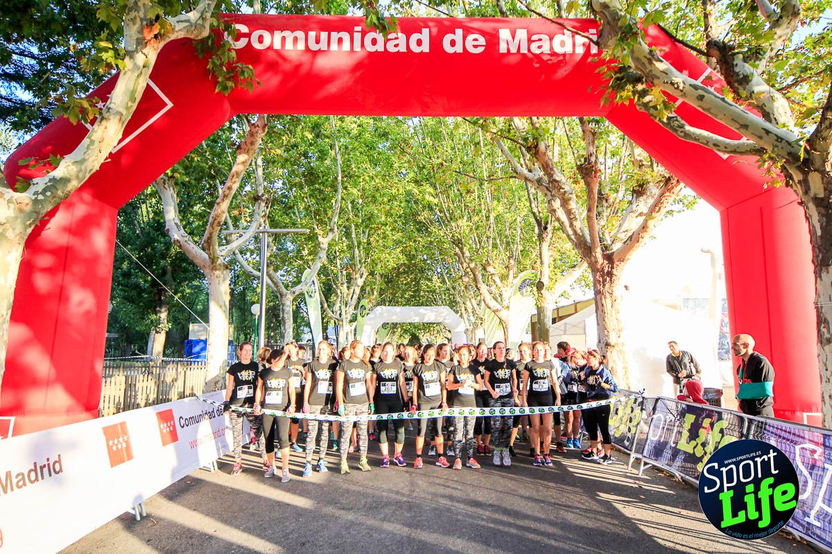 Carrera de obstáculos mujeres 10 galería 1