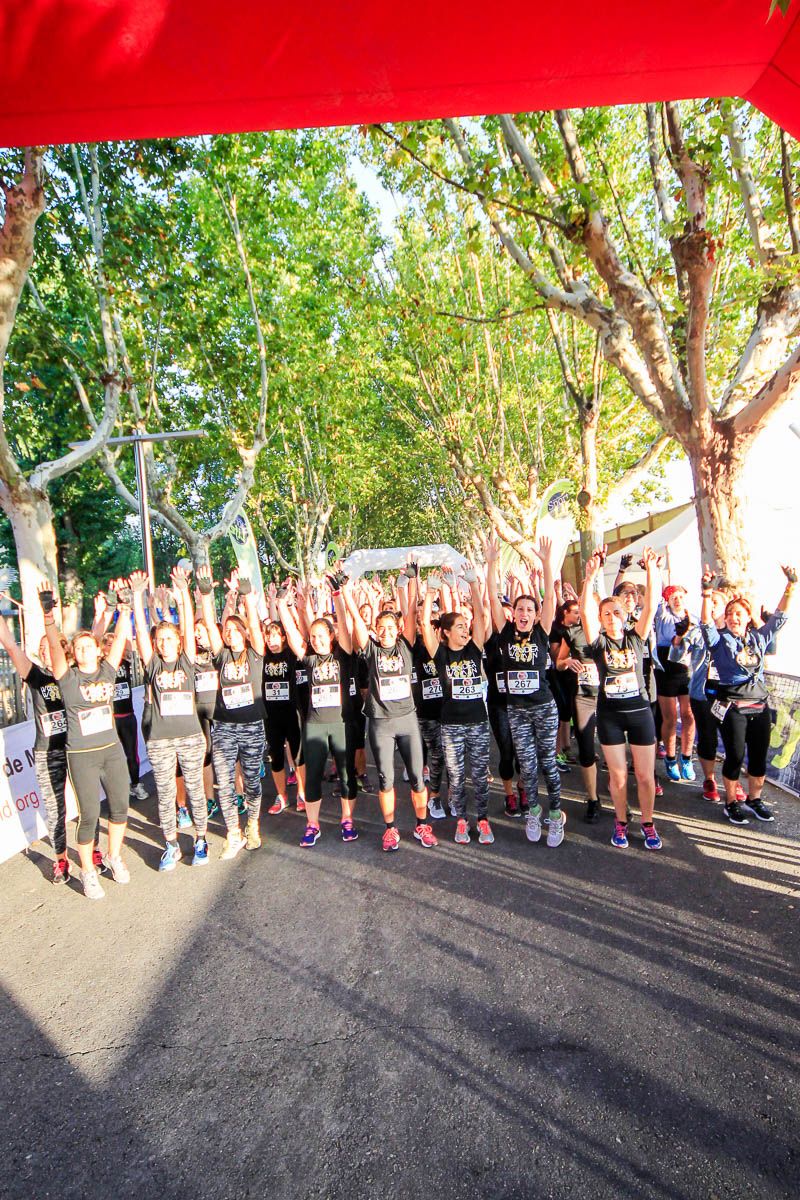 Carrera de obstáculos mujeres 10 galería 1