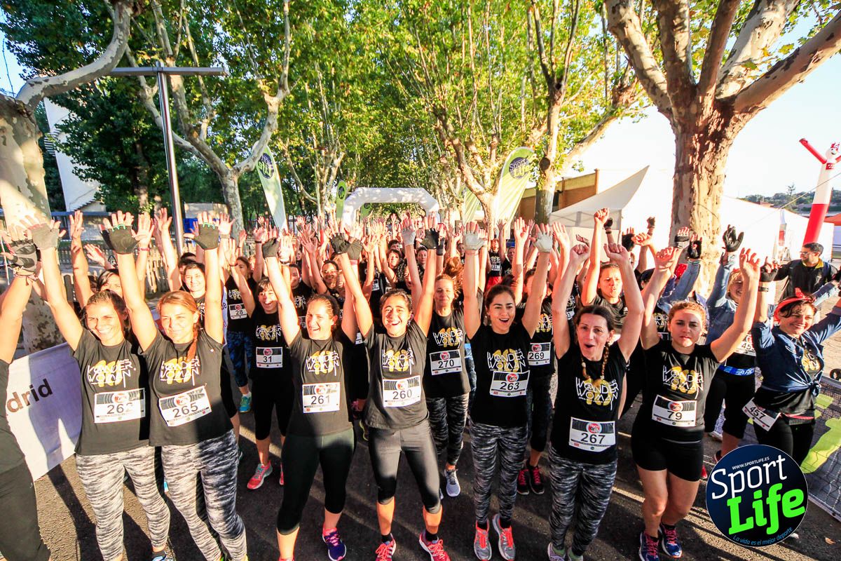 Carrera de obstáculos mujeres 10 galería 1