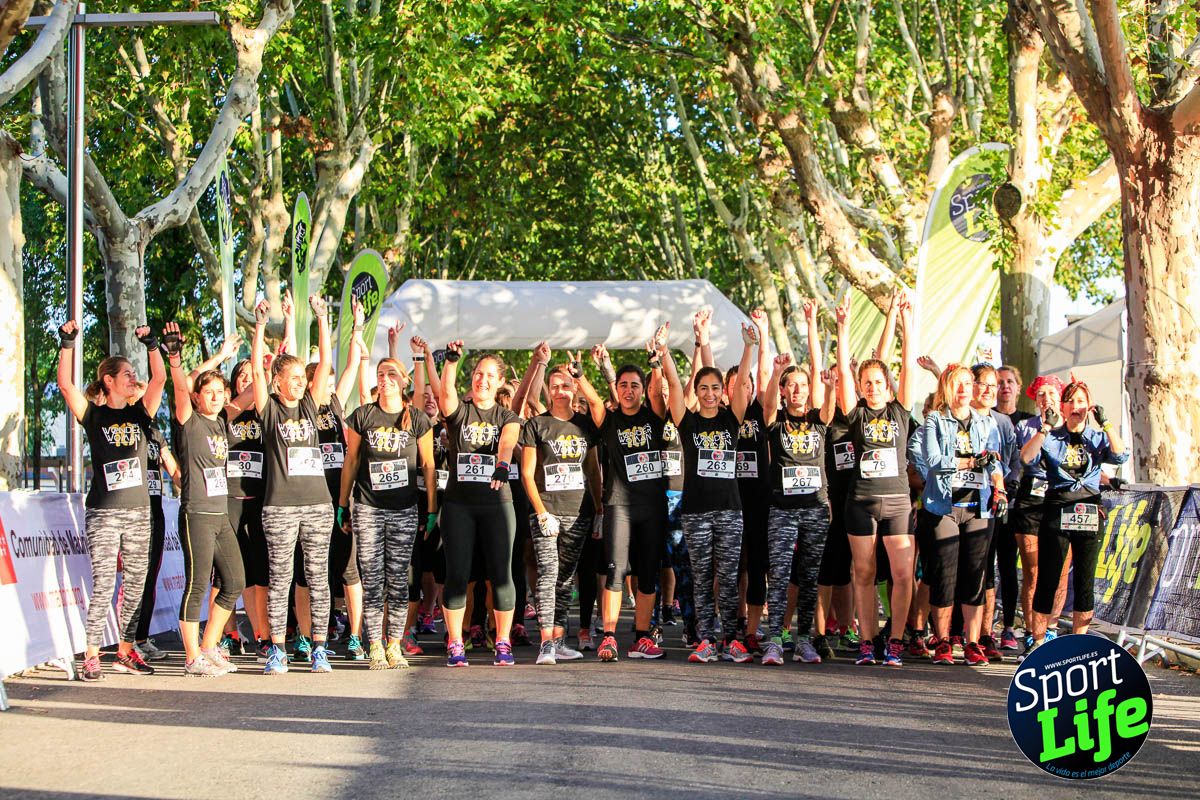 Carrera de obstáculos mujeres 10 galería 1