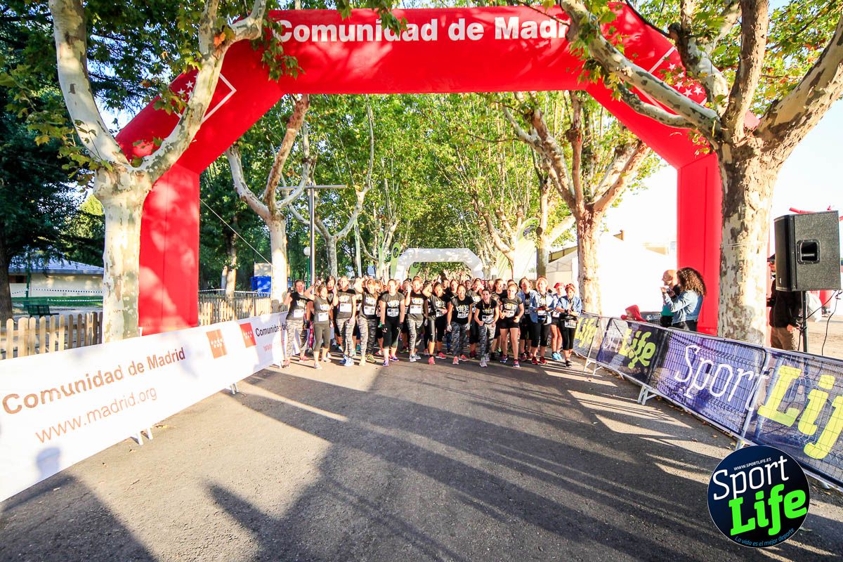 Carrera de obstáculos mujeres 10 galería 1