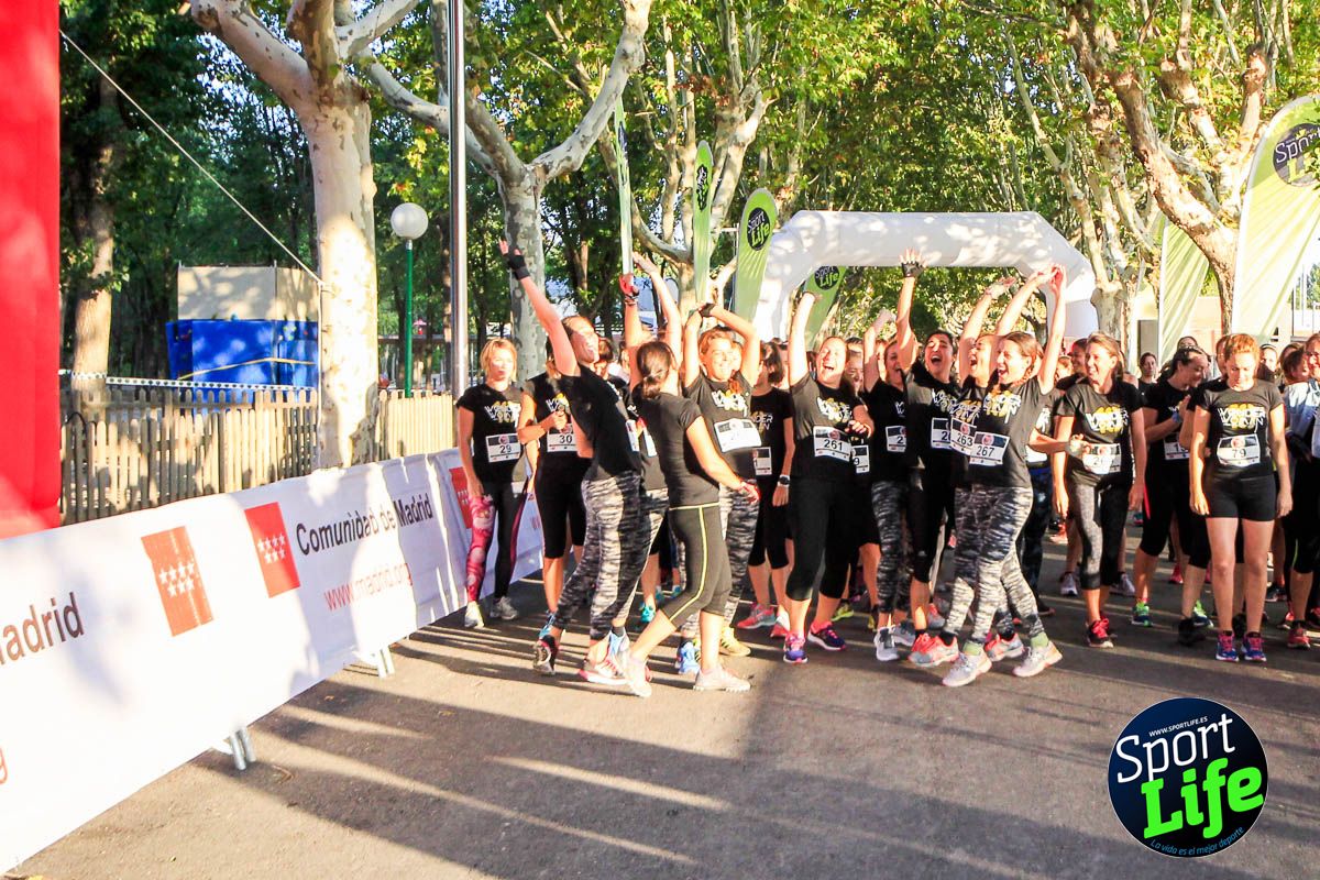 Carrera de obstáculos mujeres 10 galería 1