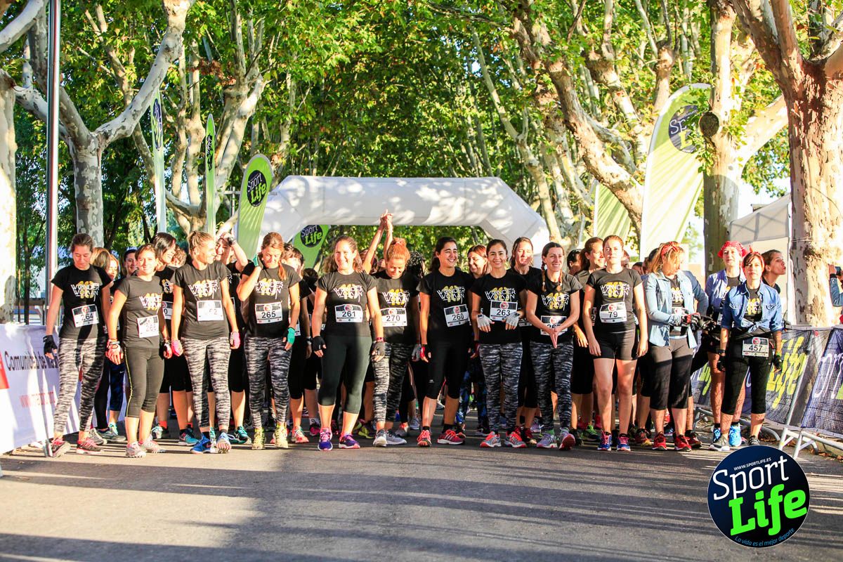 Carrera de obstáculos mujeres 10 galería 1