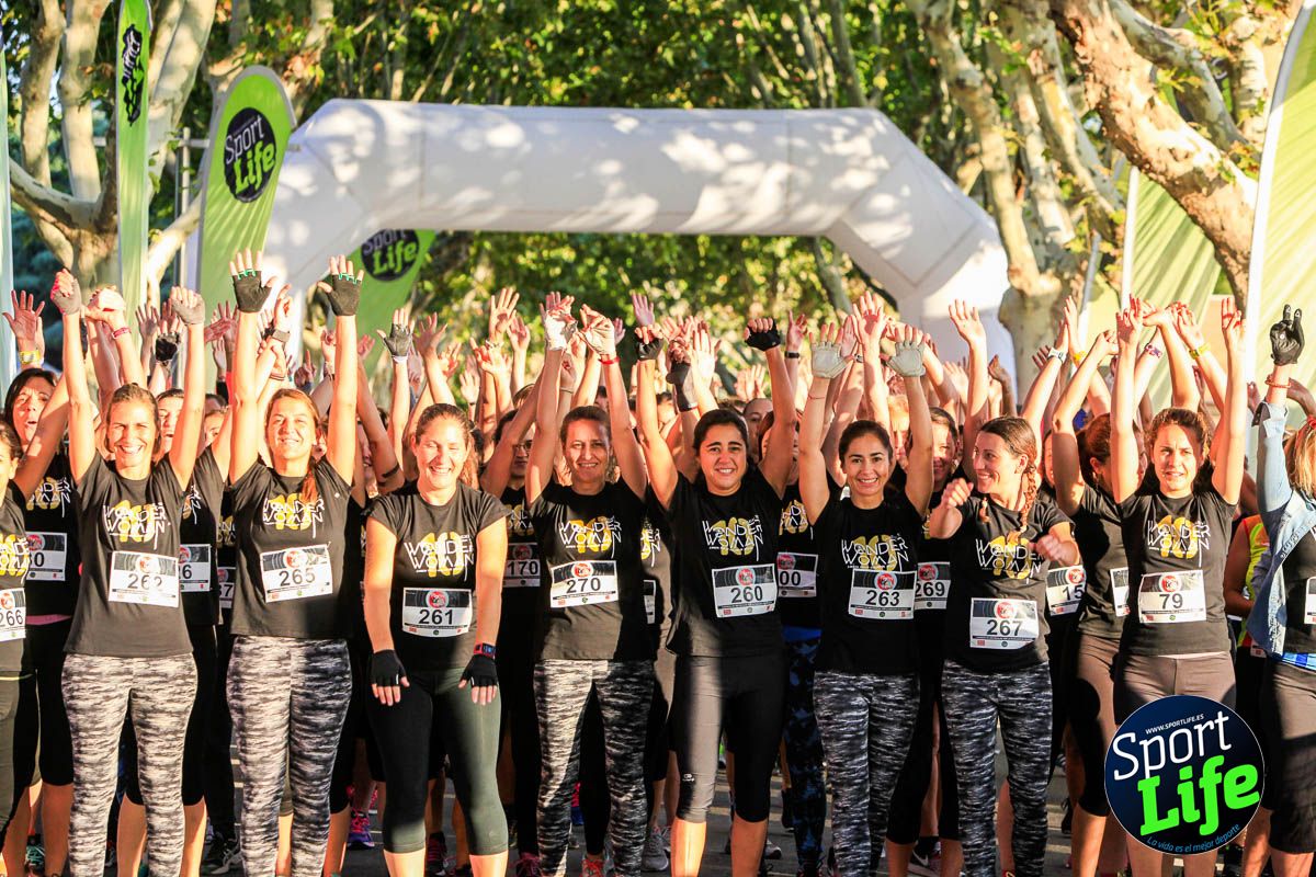 Carrera de obstáculos mujeres 10 galería 1