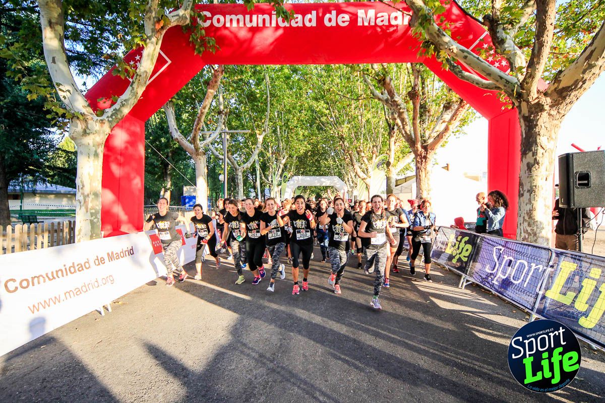 Carrera de obstáculos mujeres 10 galería 1