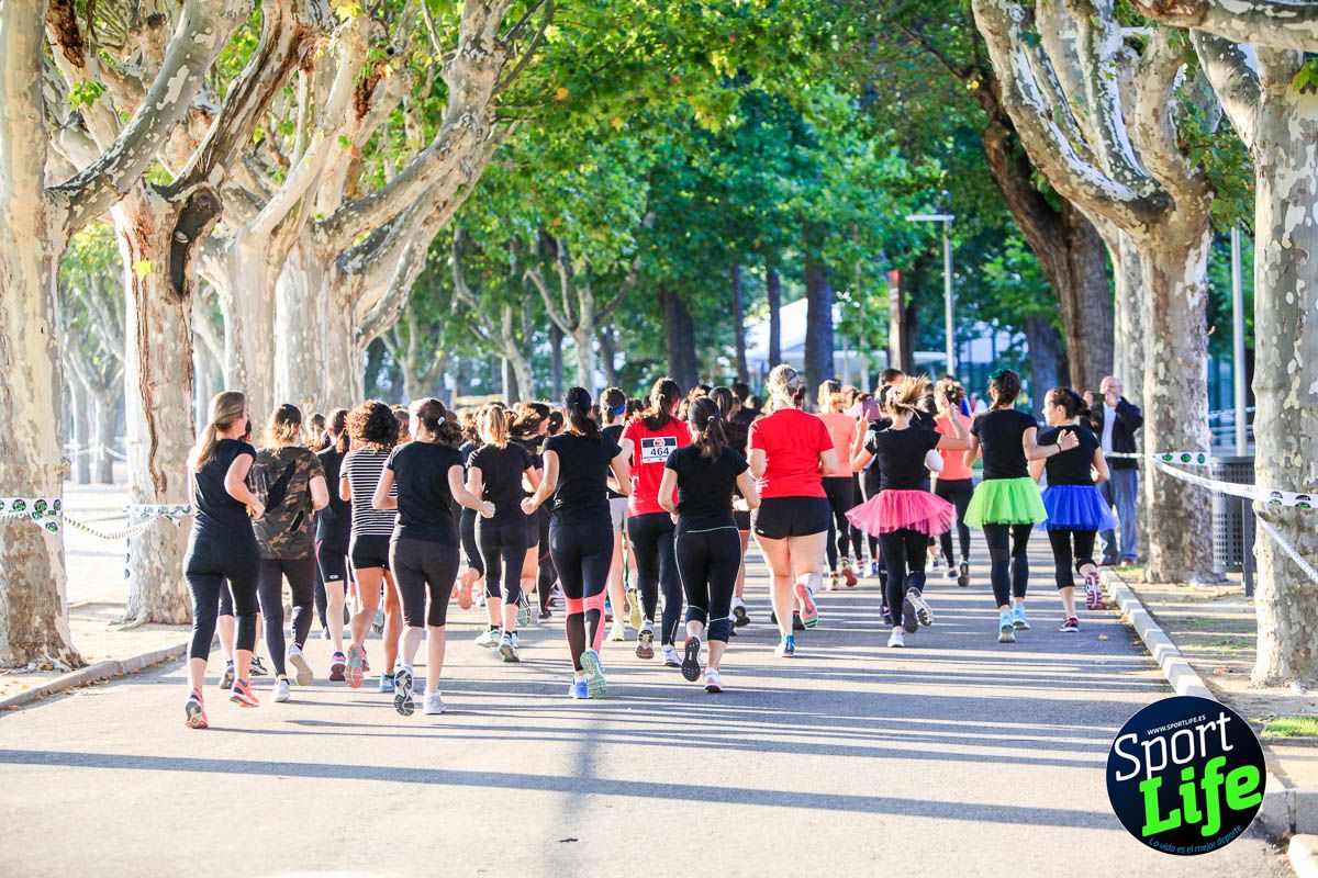 Carrera de obstáculos mujeres 10 galería 1