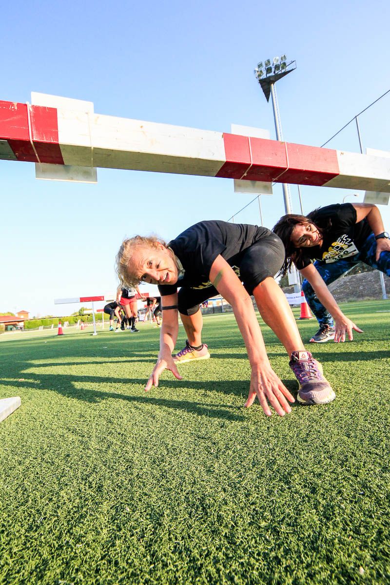 Carrera de obstáculos mujeres 10 galería 1