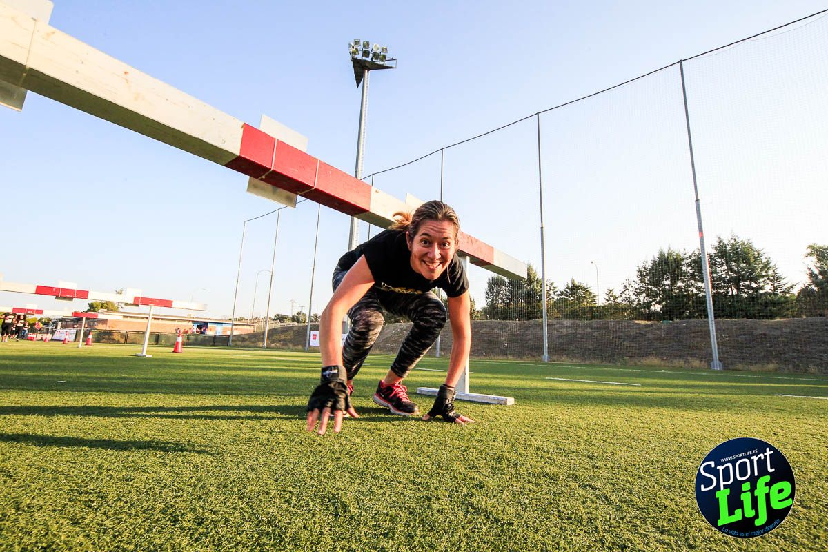 Carrera de obstáculos mujeres 10 galería 1