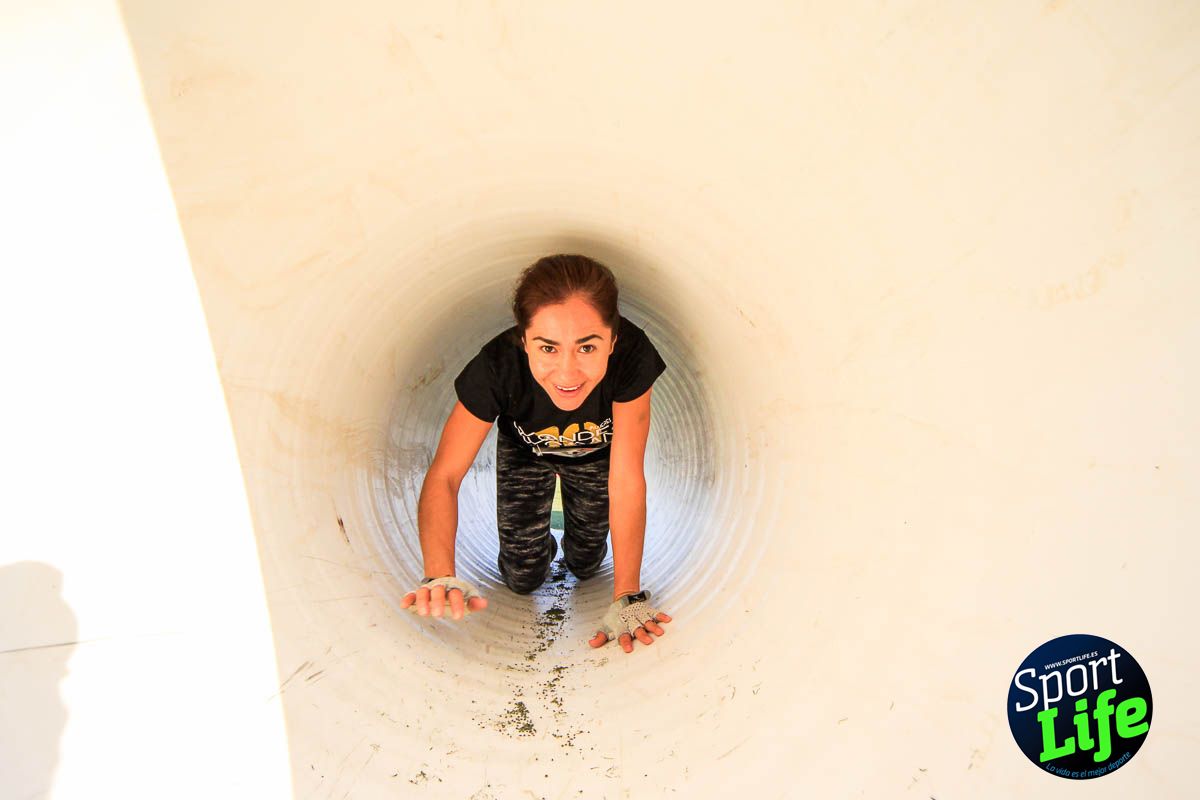 Carrera de obstáculos mujeres 10 galería 1