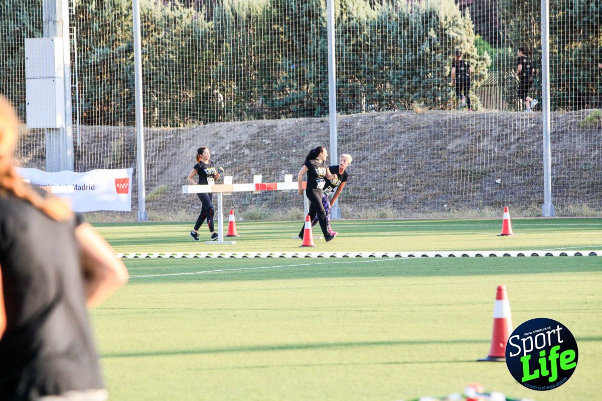 Carrera de obstáculos mujeres 10 galería 1