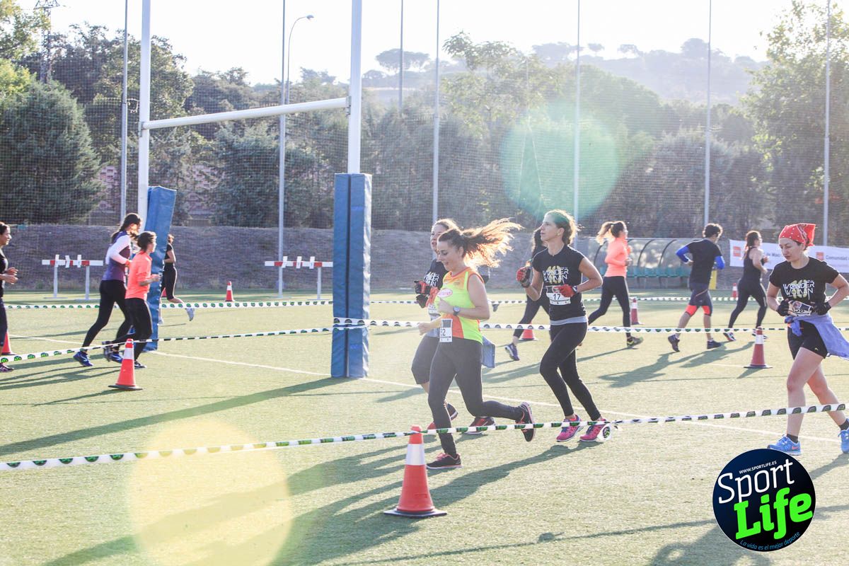 Carrera de obstáculos mujeres 10 galería 1