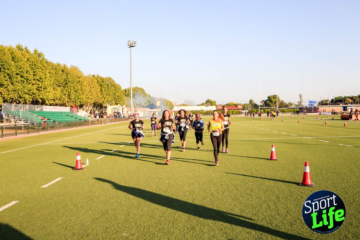 Carrera de obstáculos mujeres 10 galería 1