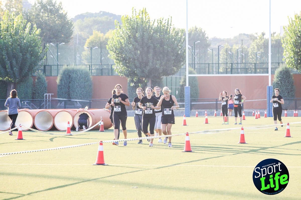 Carrera de obstáculos mujeres 10 galería 1