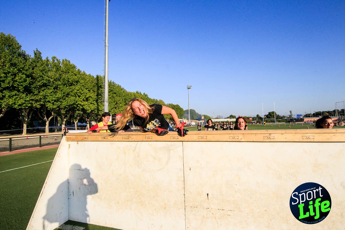 Carrera de obstáculos mujeres 10 galería 1