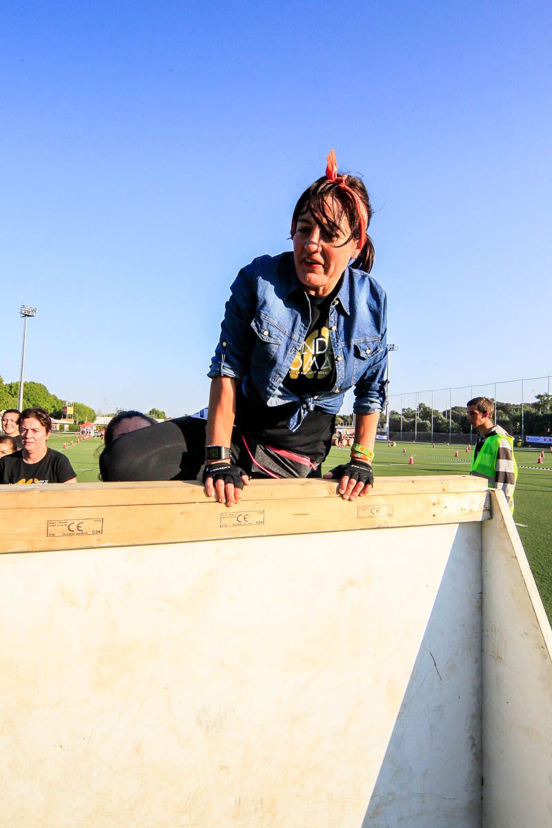 Carrera de obstáculos mujeres 10 galería 1
