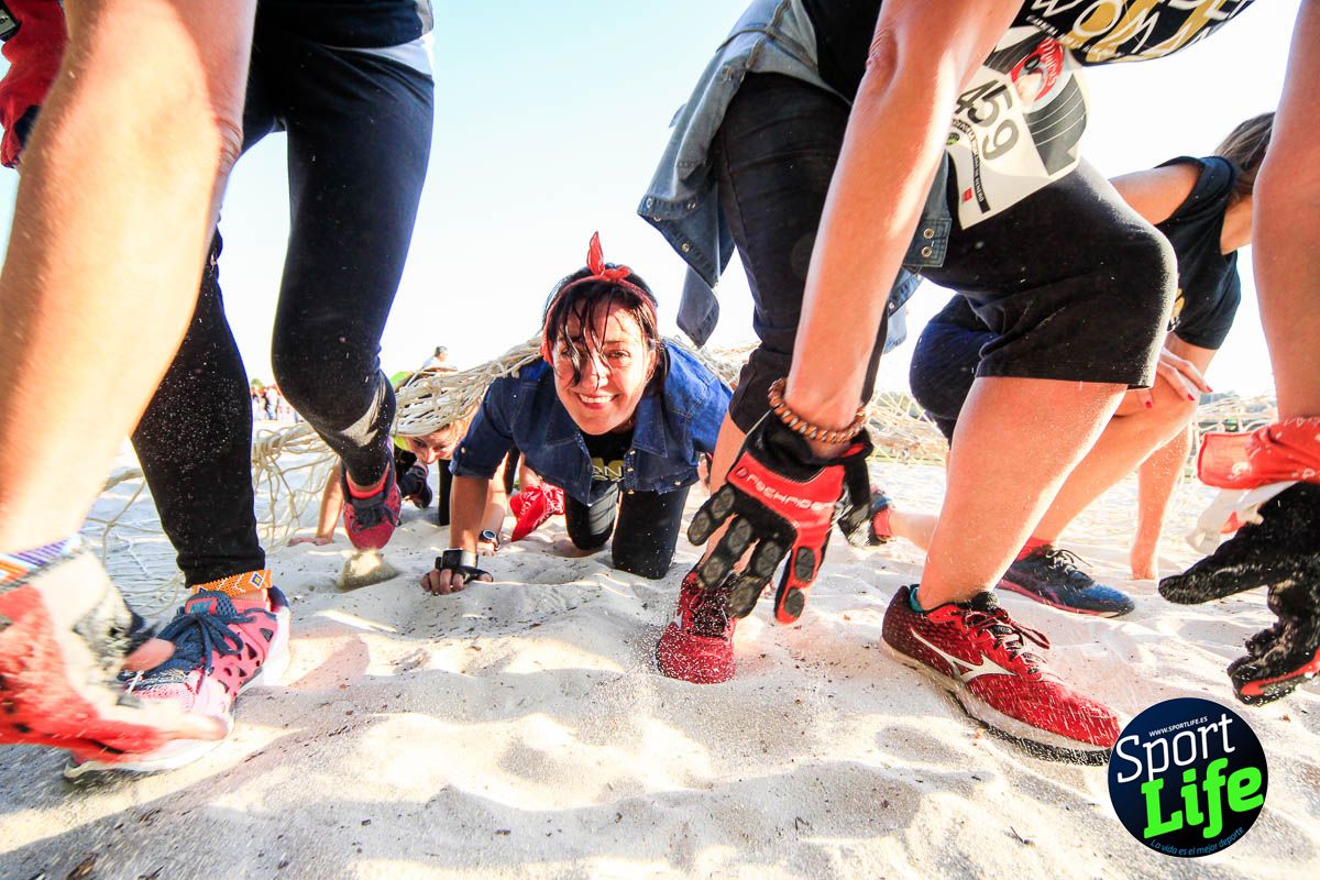 Carrera de obstáculos mujeres 10 galería 1