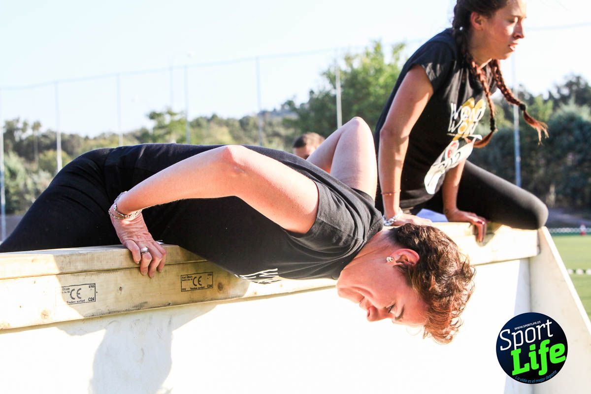 Carrera de obstáculos mujeres 10 galería 1