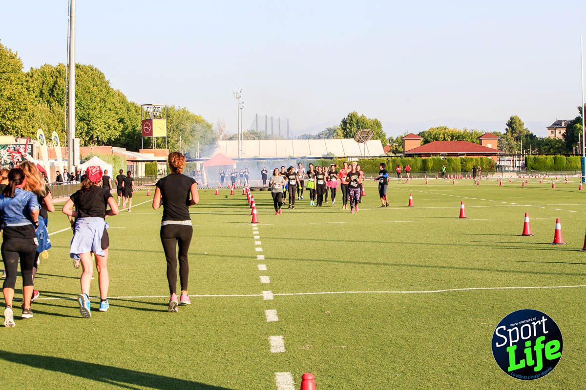Carrera de obstáculos mujeres 10 galería 1