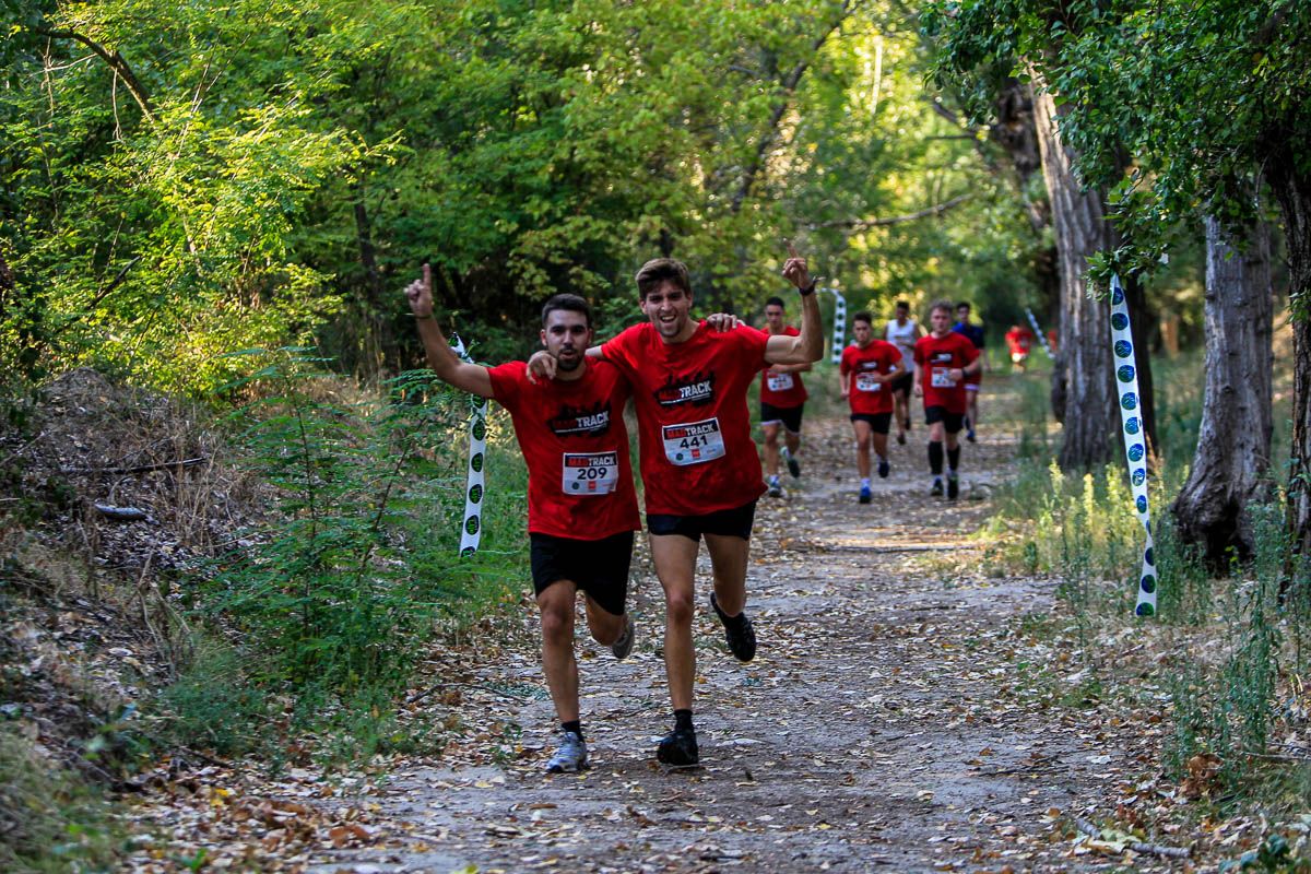 Carrera de obstáculos universitaria Madtrack galería 3