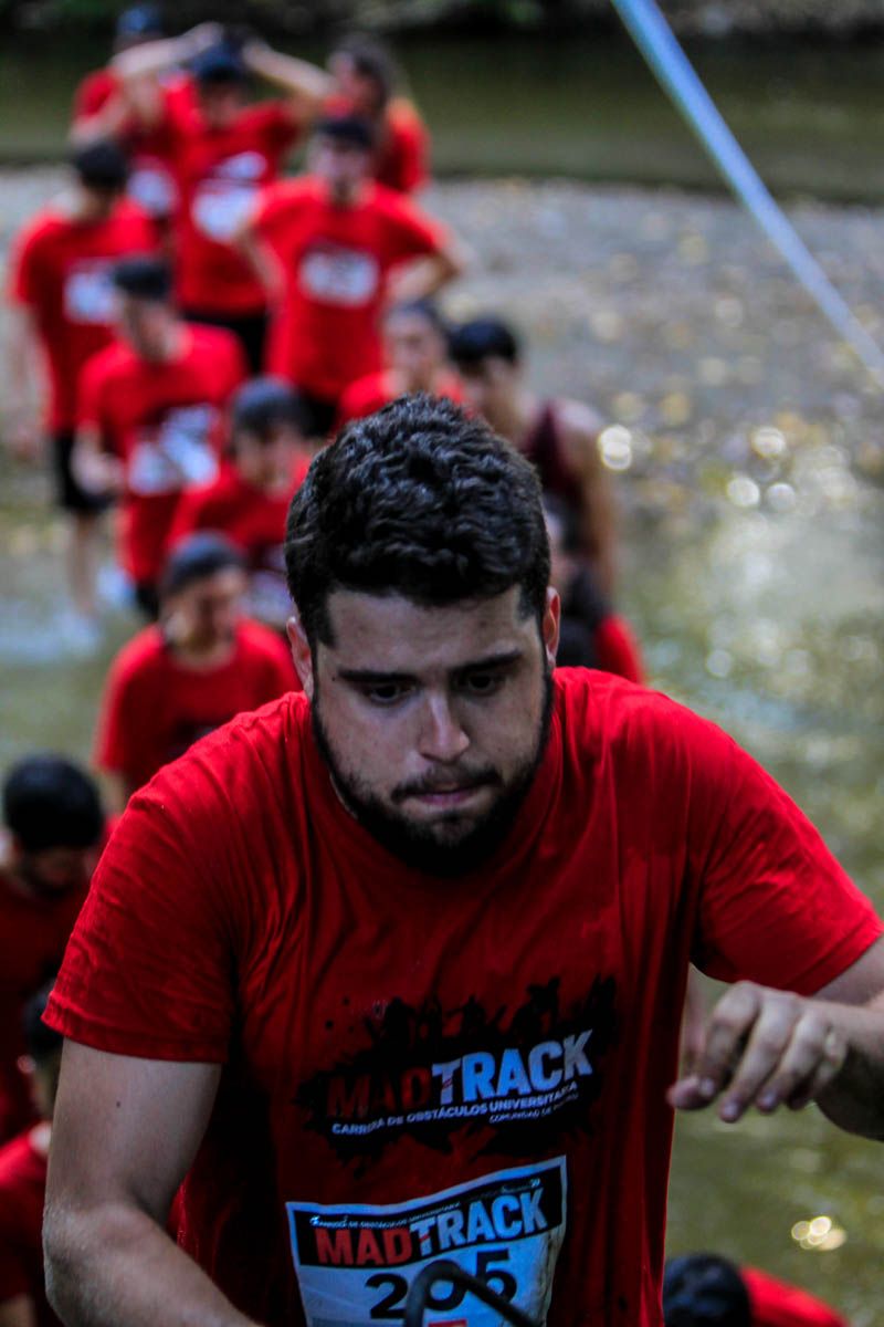 Carrera de obstáculos universitaria Madtrack galería 3